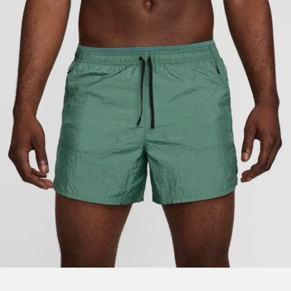 Nike Stride Running Division
Men's Dri-FIT 5" Brief-Lined Running Shorts